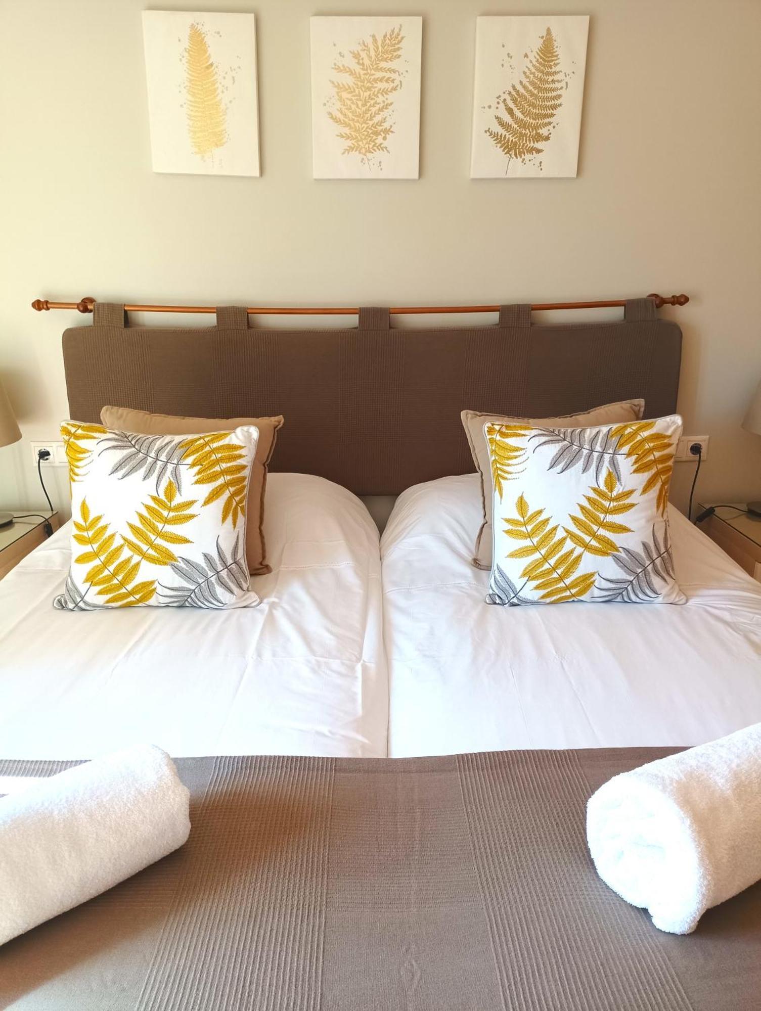 Combarro Hills Apartment ภายนอก รูปภาพ